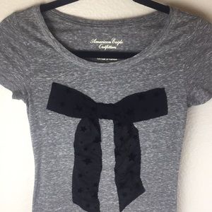 American Eagle Tshirt Sz XS Tee Black Bow Tee